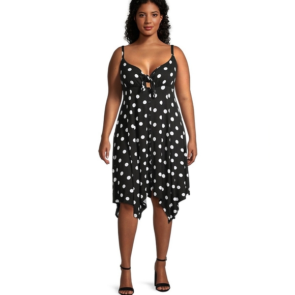 ✨️2/$30 NWT Tie-Front Dot Dress - Picture 1 of 4